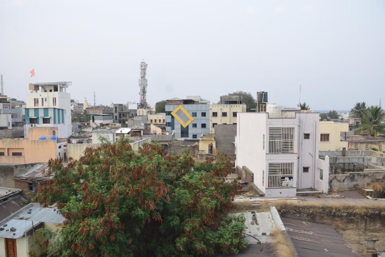 Shankar Residency, Akkalkot Akalkot Buitenkant foto