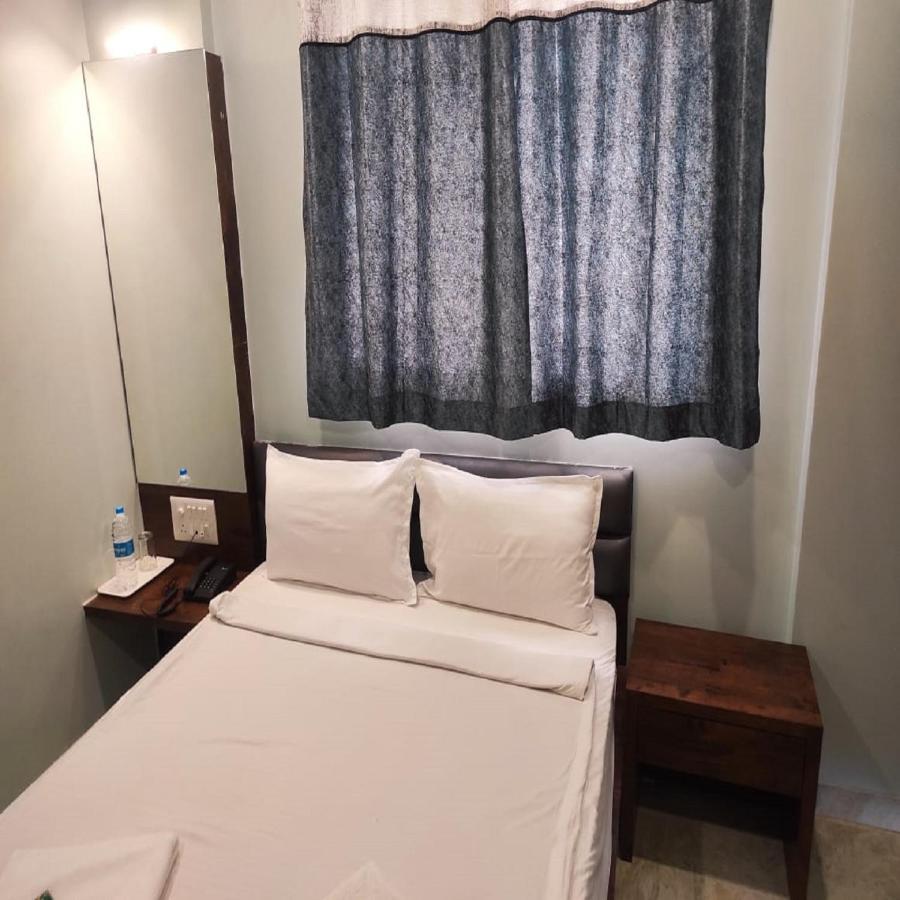 Shankar Residency, Akkalkot Akalkot Buitenkant foto