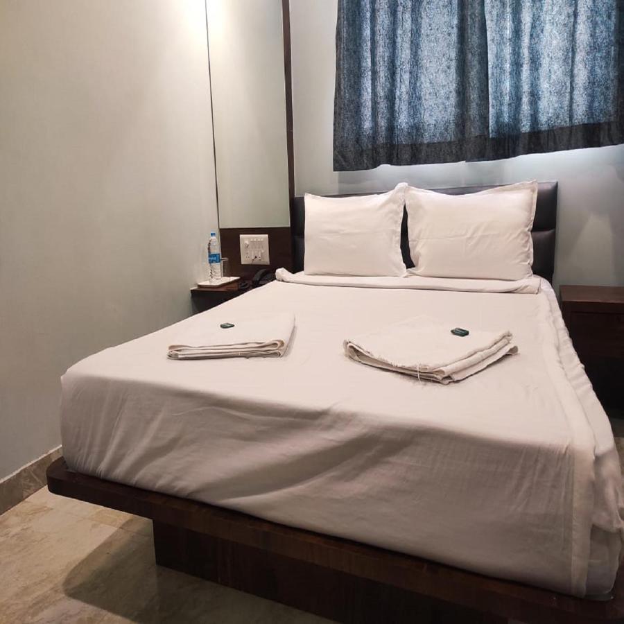 Shankar Residency, Akkalkot Akalkot Buitenkant foto
