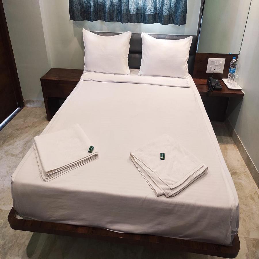 Shankar Residency, Akkalkot Akalkot Buitenkant foto
