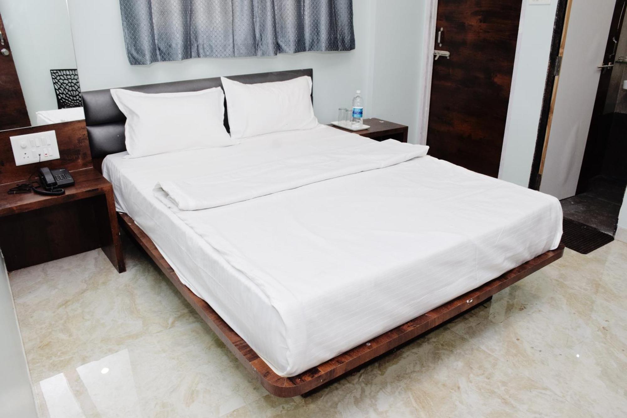 Shankar Residency, Akkalkot Akalkot Buitenkant foto